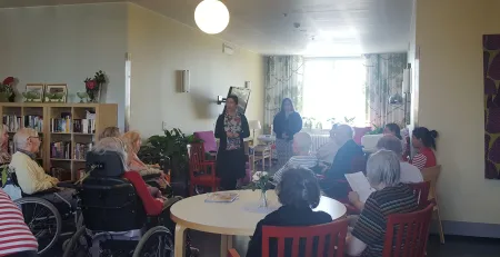 Kesäinen lyhytkonsertti Esperi Tilkantähti 4.6.2018